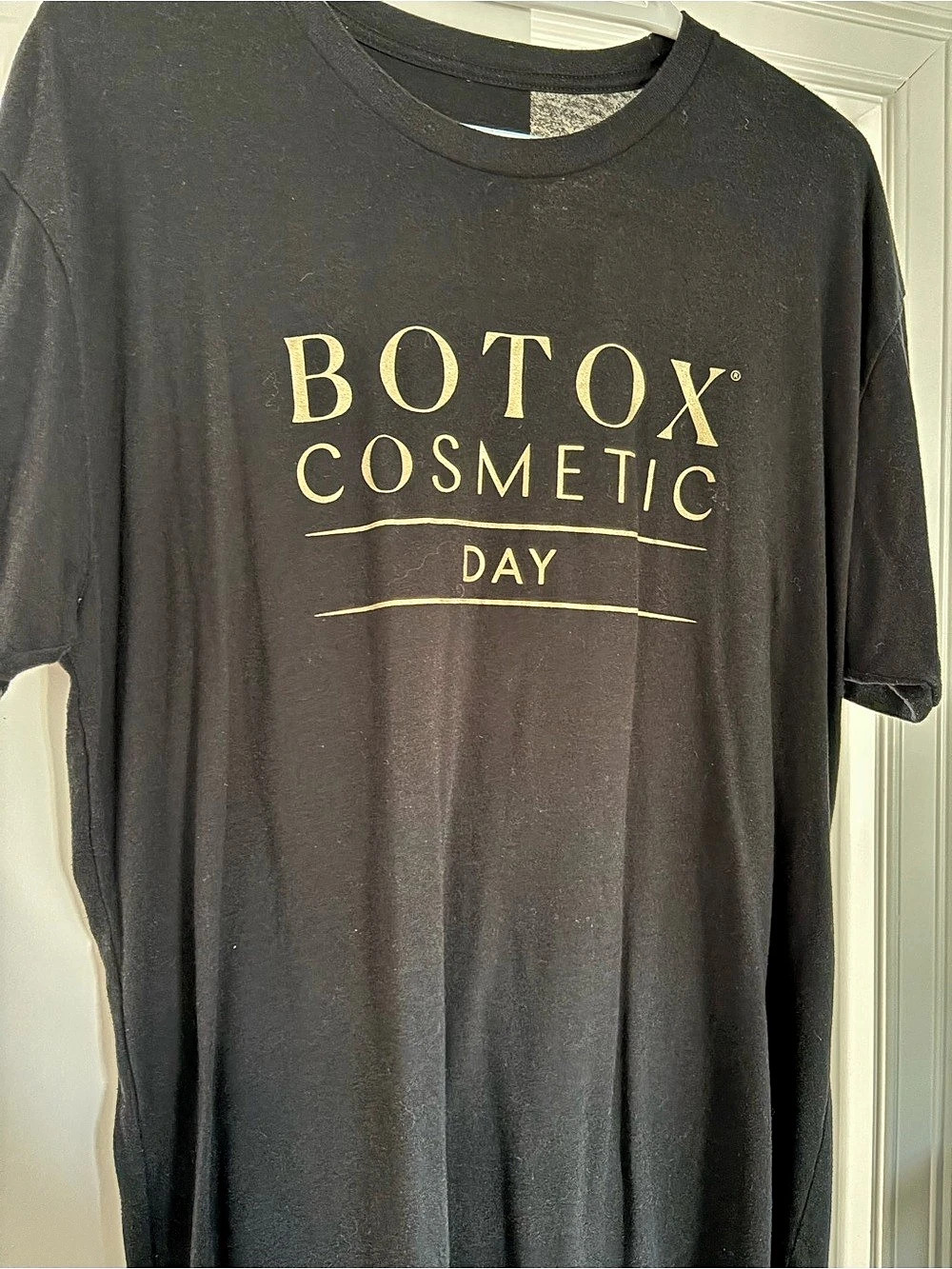 Botox Cosmetic Day T-Shirt Graphic Short Sleeve Tee in Black Like New